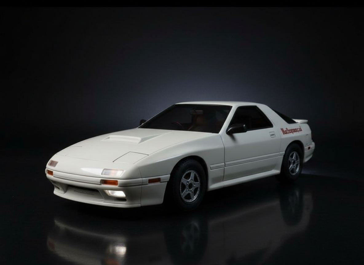 Mazda RX-7 FC — 1:2 Half-Scale — Crystal Pearl White — 01 Studio Hero